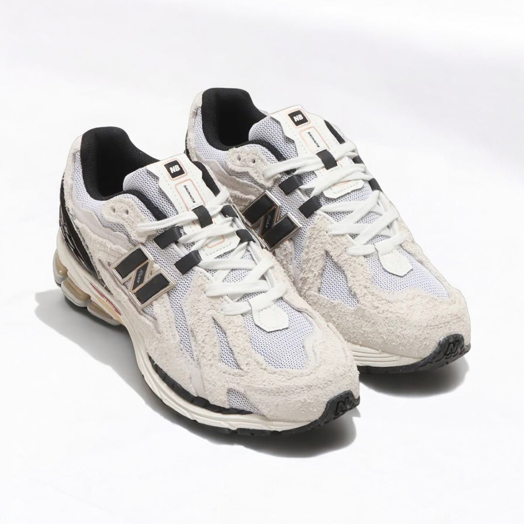 New Balance 1906R white and black