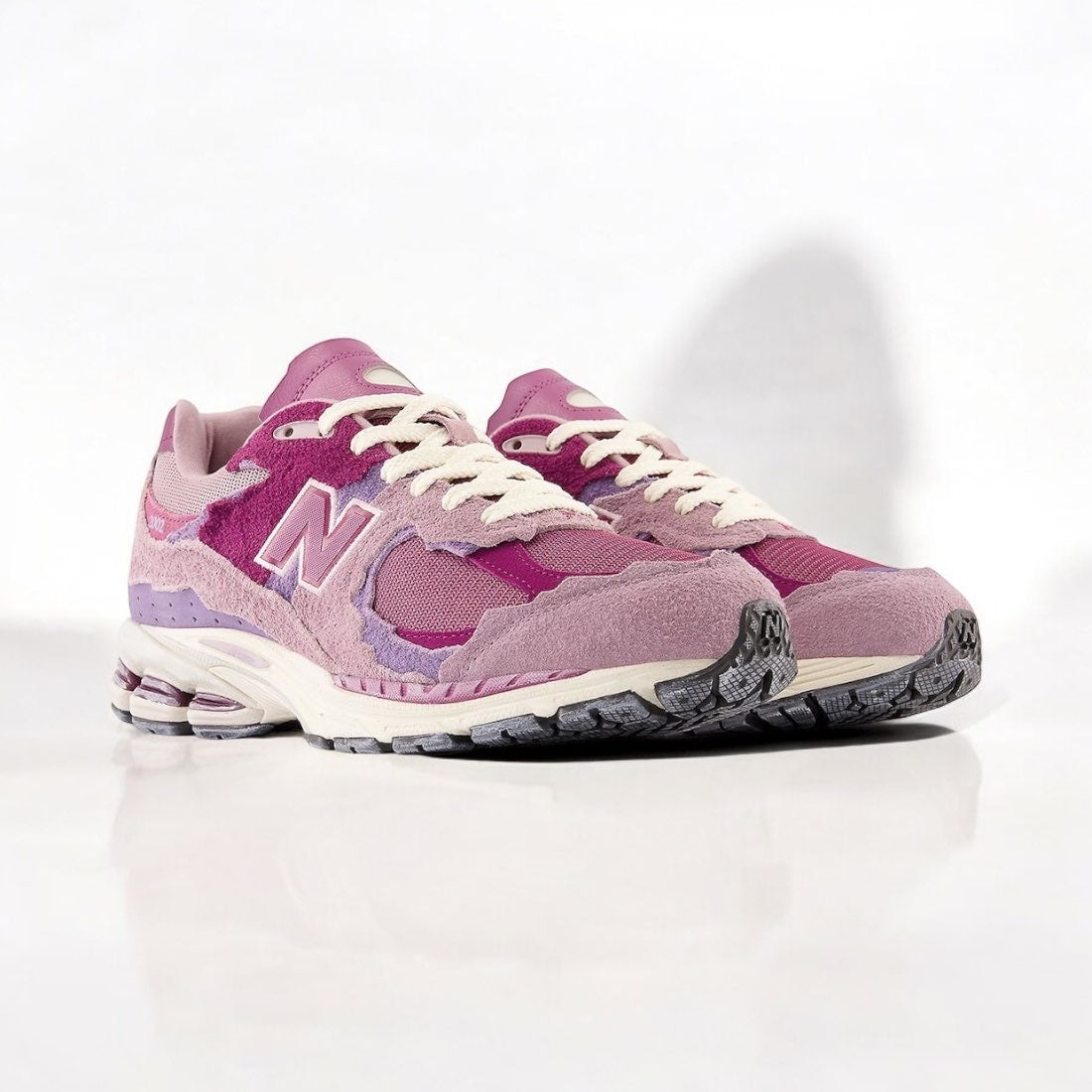 New Balance 2002R Protection Pack Rose